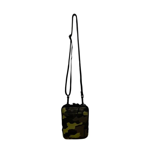 Lululemon Unisex Green/Black Camouflage Adjustable Strap Compact Crossbody Bag - Picture 2 of 13
